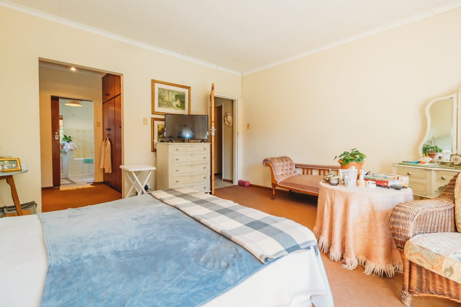 5 Bedroom Property for Sale in Bodorp Western Cape